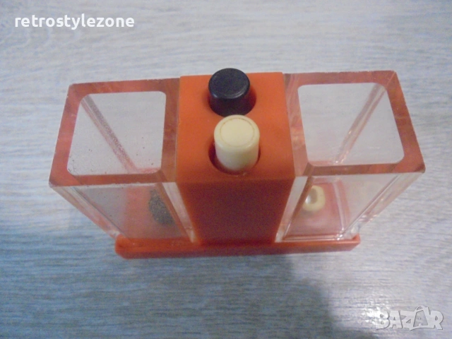 № 8493 Стара ретро солничка за сол и пипер – винтидж комплект , снимка 4 - Други ценни предмети - 51947713