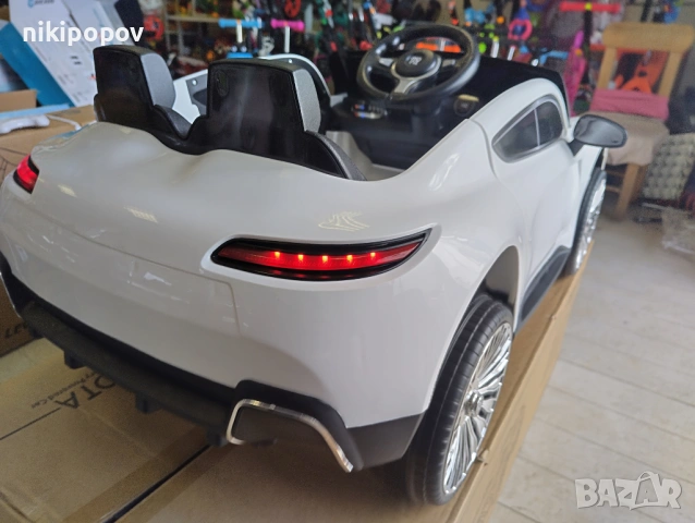 PORSCH Акумулаторна кола DAKOTA бял, снимка 6 - Коли, камиони, мотори, писти - 53849136