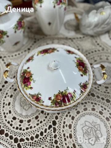 Класиката на Royal Albert серия “Old Country Roses” , снимка 3 - Съдове за готвене - 51154372