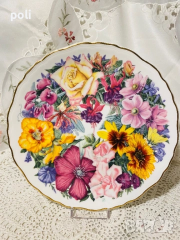 порцеланова чиния за стена , снимка 2 - Декорация за дома - 53857598
