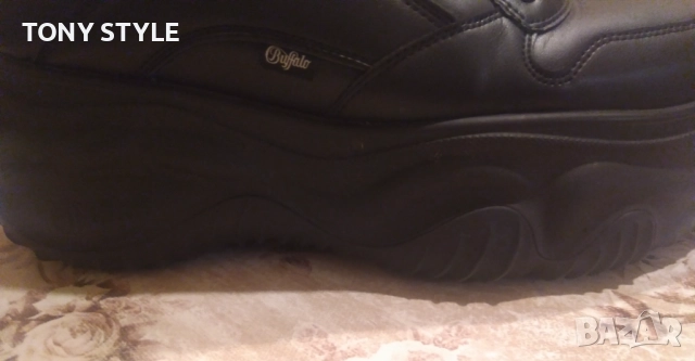 BUFFALO LONDON Оригинал Нови Мъжки Високи Кожени Сникърси 44 , снимка 5 - Маратонки - 51629495