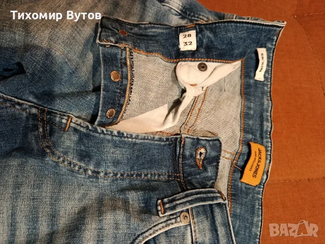 Продавам дънки jack and jons 28/32