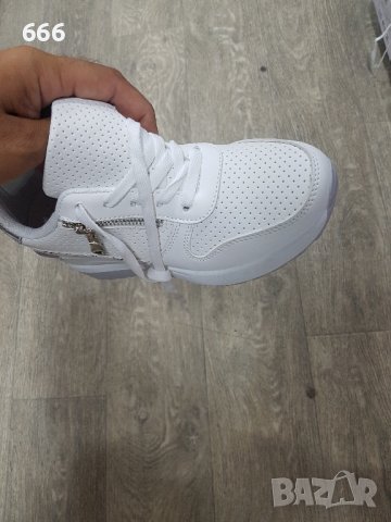 Обувки, снимка 5 - Дамски ежедневни обувки - 42016136