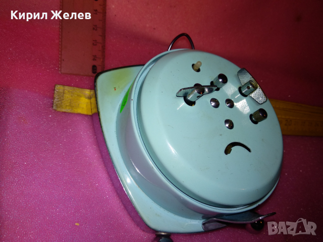 Стар КОЛЕКЦИОНЕРСКИ КИТАЙСКИ ВИНТИДЖ МОДЕЛ МЕХАНИЧЕН БУДИЛНИК НАСТОЛЕН ЧАСОВНИК 43499, снимка 10 - Антикварни и старинни предмети - 44536586