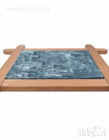 Релефна картина от калай в дървена рамка , снимка 2 - Картини - 53685582