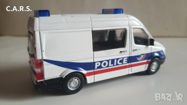 Метални колички Bburago Police, снимка 4 - Колекции - 51002713