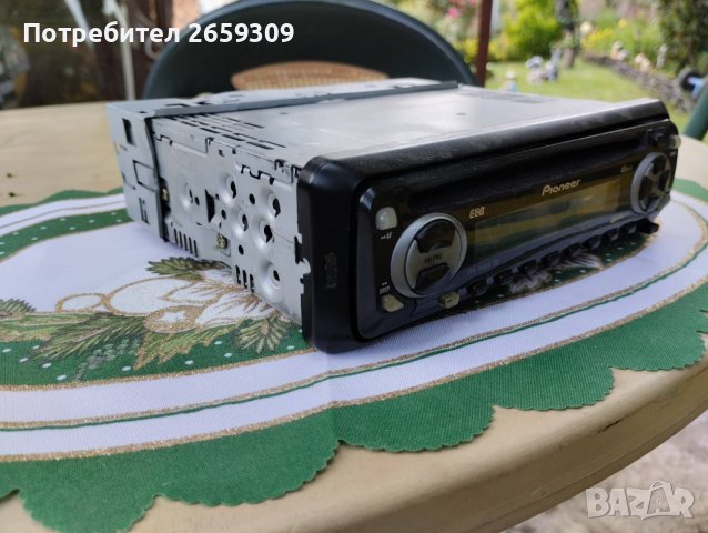 Радио за автомобил Pioneer, снимка 2 - Аксесоари и консумативи - 41282761