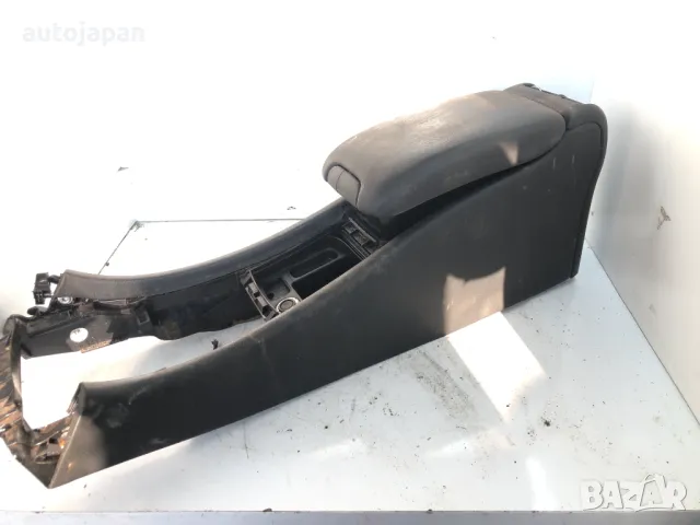 Подлакътник Mercedes W203 C-class C180