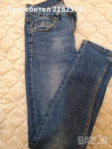 Дамски дънки 28 ми размер С/М размер , снимка 3 - Дънки - 47683480