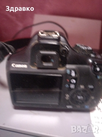 продавам фотоапарат canon 1100d