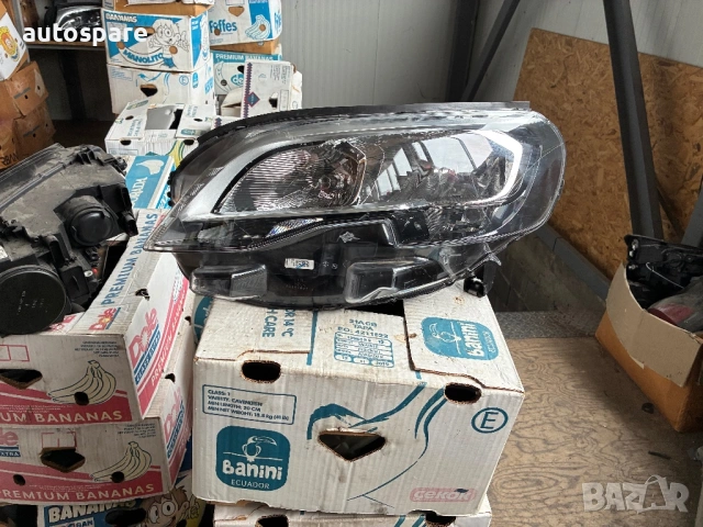 Ляв фар Peugeot Expert/ Пежо Експерт.  