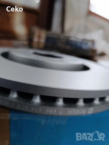 Спирачни дискове BOSCH , снимка 4 - Части - 53470928