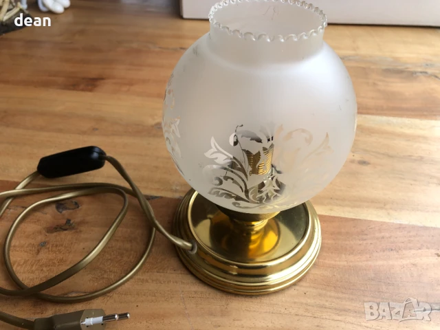 Маркова настолна лампа vintage