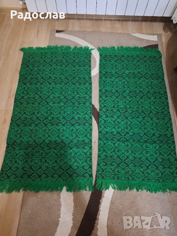 Чисто нови вълнени стъпки и ръчно бродирани карета