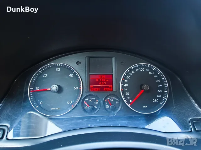 VW Golf 5 1.9 TDI 105 к.с. , снимка 9 - Автомобили и джипове - 55832975