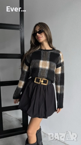 Пуловер овърсайз каре в цвят камел и черно , снимка 3 - Блузи с дълъг ръкав и пуловери - 52332688