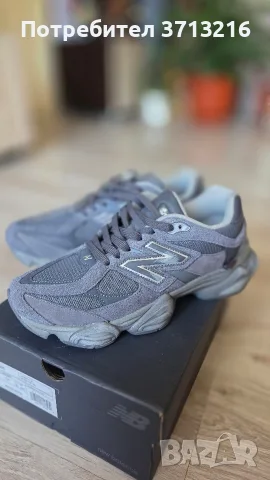 Продавам:new balance 9060