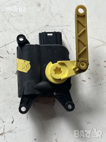 Моторче клапи парно VW Seat Skoda, снимка 3 - Части - 53379947
