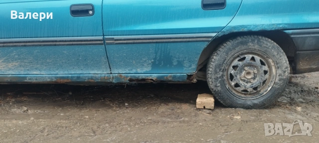 Opel Astra Classic 1992г.1.4 si 82кс.GLS. Бензин-газ, снимка 15 - Автомобили и джипове - 52362400