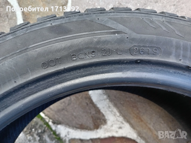 Зимна гума 235 45 18 Laufenn, снимка 3 - Гуми и джанти - 52514176