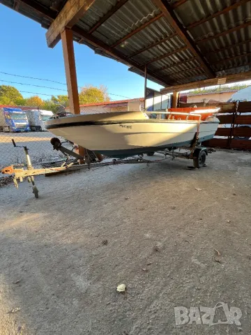 Лодка rio комплект с двигател и колесар, снимка 1