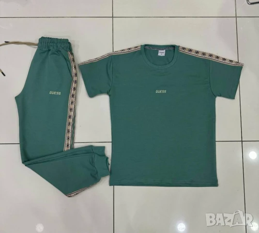 Дамски екип GUESS, снимка 4 - Спортни екипи - 51148088