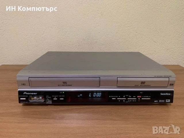 Продавам комбо видео и DVD рекордер Pioneer DVR-RT400S