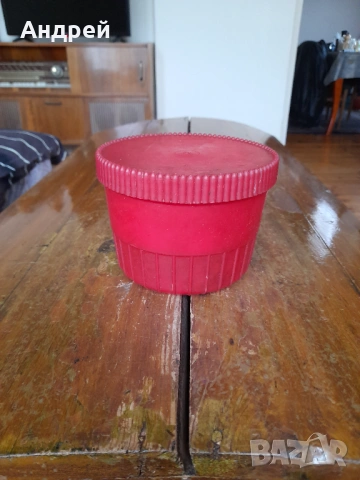 Стара кутия за храна #11