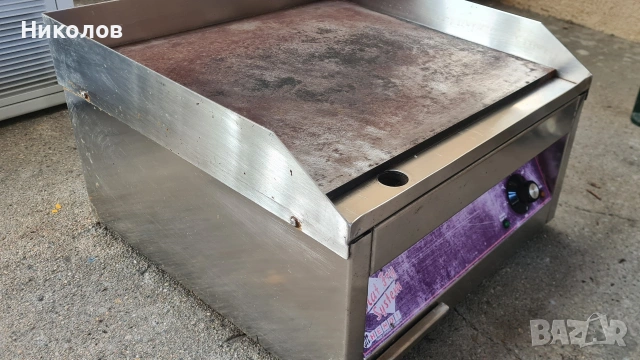 Професионален електрически грил Hendi M46 3.2kw, снимка 2 - Обзавеждане на кухня - 53846652