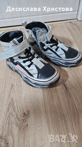 Детски маратонки, снимка 2 - Детски обувки - 53483649