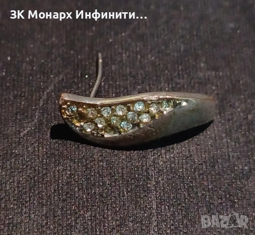 Сребърна обеца 