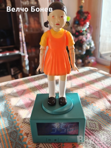 Продавам оригинален будилник Squid Game – Young-Hee (Paladone), снимка 2 - Друга електроника - 52793974