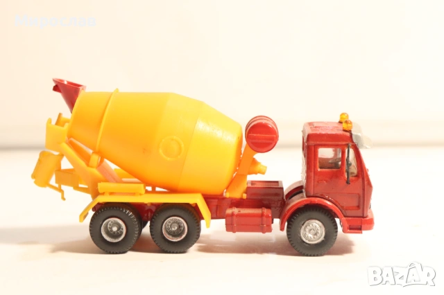 WIKING 1:87 H0 MERCEDES BENZ КАМИОН БЕТОНОВОЗ МИКСЕР МОДЕЛ, снимка 4 - Колекции - 53745041