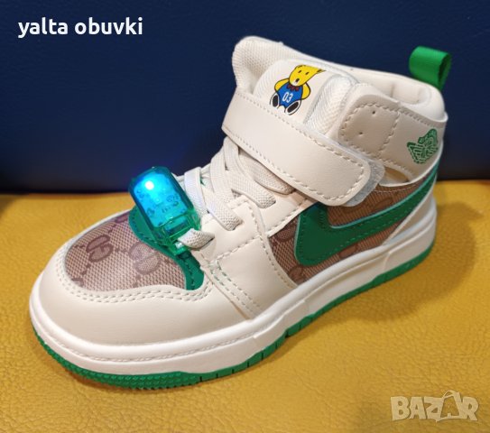 Детски кецове AIR FASHION с подвижен светещ елемент, снимка 3 - Детски маратонки - 42428651