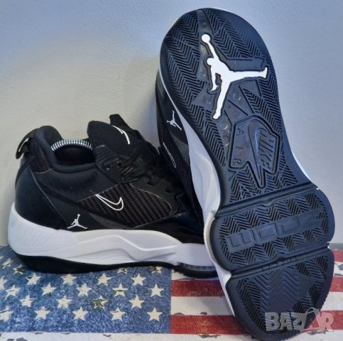 JORDAN ZOOM '92 'BLACK WHITE', 44 номер, естествена кожа , снимка 4 - Маратонки - 44142071