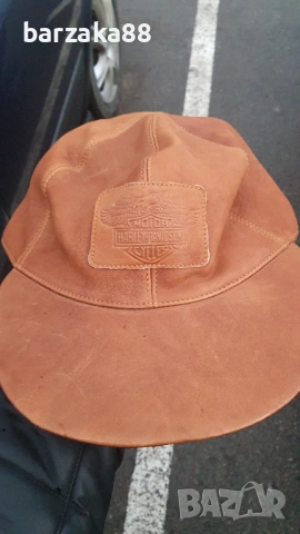 Кожена шапка Harley Davidson