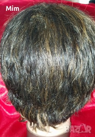 Къса Черна  перука на пеперява руси кичури , снимка 2 - Аксесоари за коса - 44334761