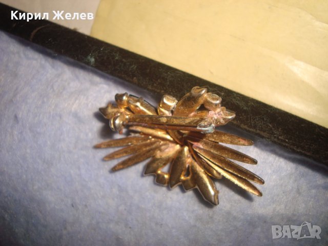 СТАРА ПОЗЛАТЕНА ВИНТИДЖ БРОНЗОВА АРТ НУВО СТИЛ РЕТРО БРОШКА с КРИСТАЛИ 71717, снимка 7 - Антикварни и старинни предмети - 35996988