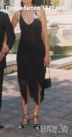 Дамска черна рокля, размер S.