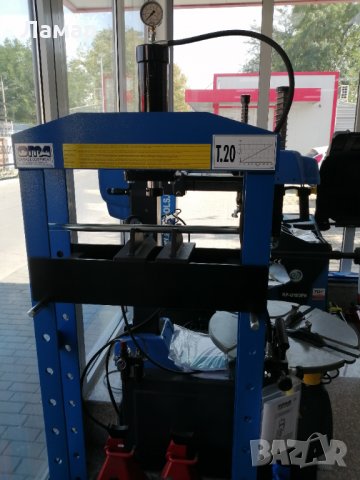 Хидравлична преса регулируема с подвижно бутало 20т 25т 50т OMA Италия, снимка 4 - Други машини и части - 34174937