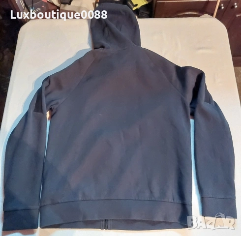 Комплект Boss Essentials L, снимка 3 - Спортни дрехи, екипи - 53293624