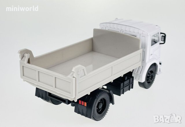 Jelcz 317 самосвал - мащаб 1:43 на DeAgostini /Daffi моделът е нов в кутия, снимка 4 - Колекции - 41444214