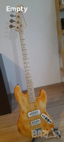 Бас китара с релсови адаптери, снимка 1