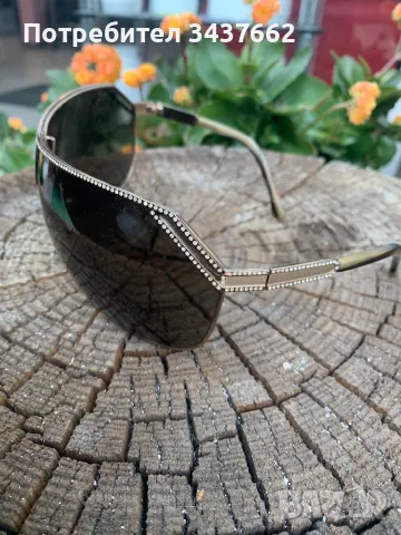 Слънчеви очила Valentino , снимка 2 - Слънчеви и диоптрични очила - 49869610