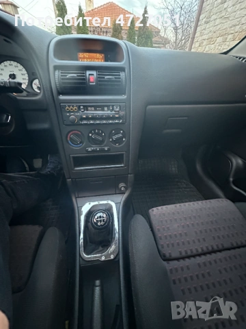 Opel Astra 1.6 комби, без аналог в страната, снимка 11 - Автомобили и джипове - 53337373