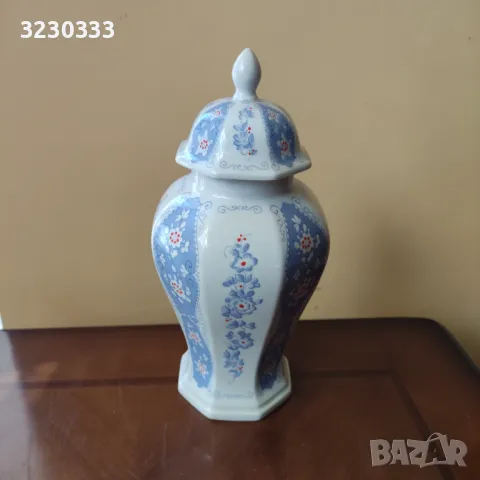 Порцеланова ваза, снимка 3 - Вази - 47725851