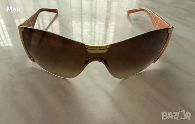 90 лева нови VOGUE слънчеви очила. 