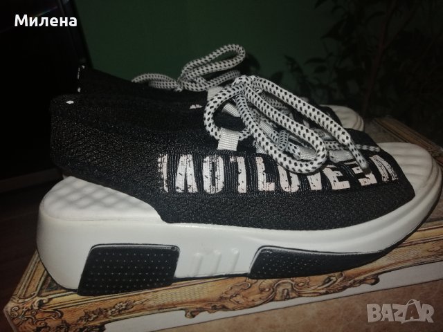 Сандали с връзки