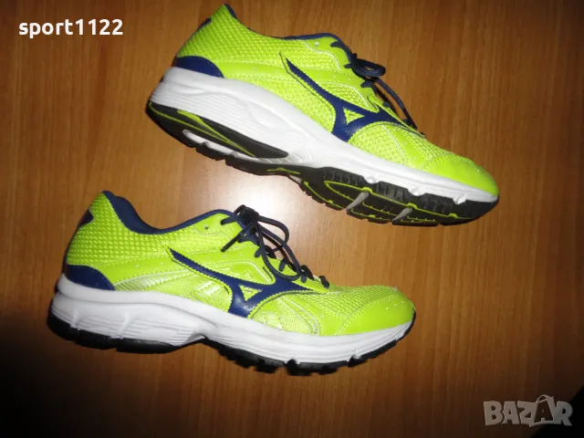 N39 Mizuno/оригинални дамски маратонки