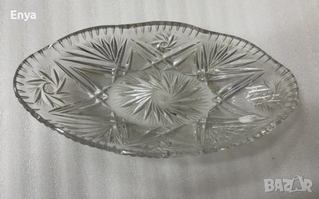 Кристална купа (фруктиера,бонбониера) с форма на гондола, снимка 3 - Антикварни и старинни предмети - 53693823